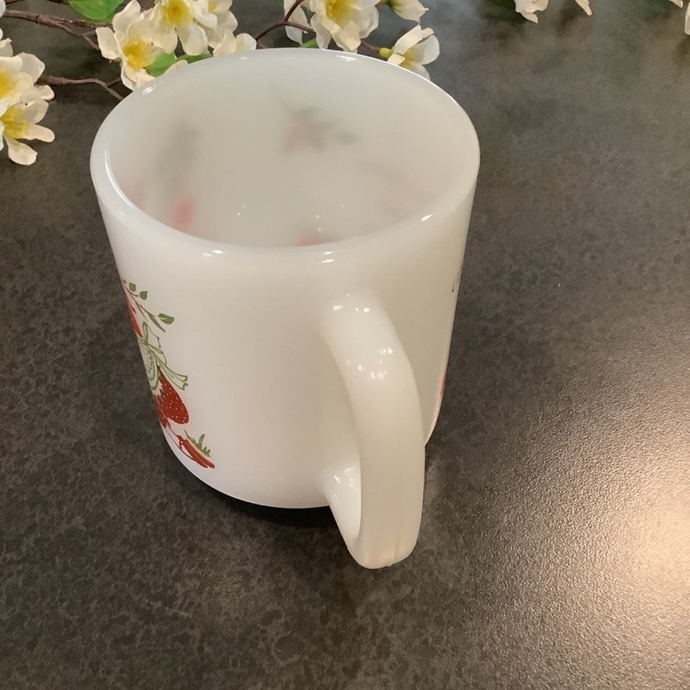 Vintage Glasbake Milk Glass Apples & Prairie Dress Giving Proverb Coffee Mug 80s - Picture 10 of 11